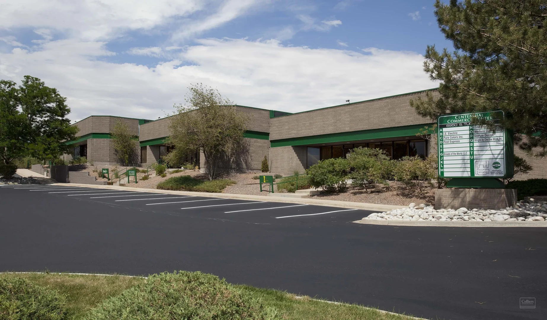 Centennial Commerce Center — Lease in Centennial, CO, photo 1 of 4