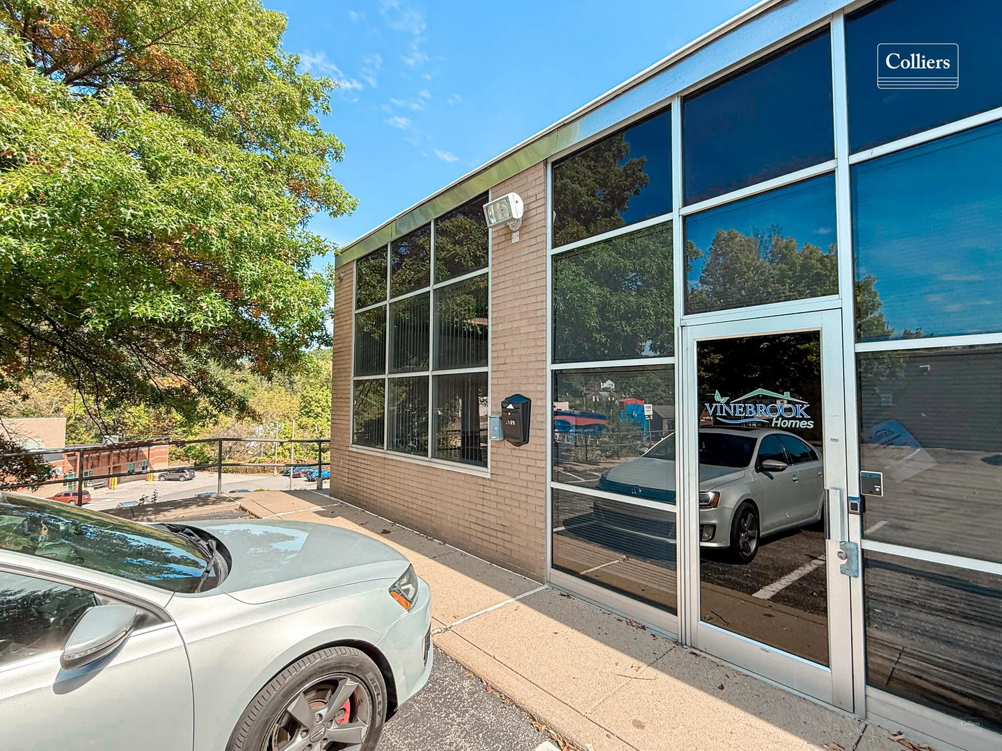 5,100 SF Flex Opportunity for Lease in Banksville… — Lease in Pittsburgh, PA, photo 1 of 8