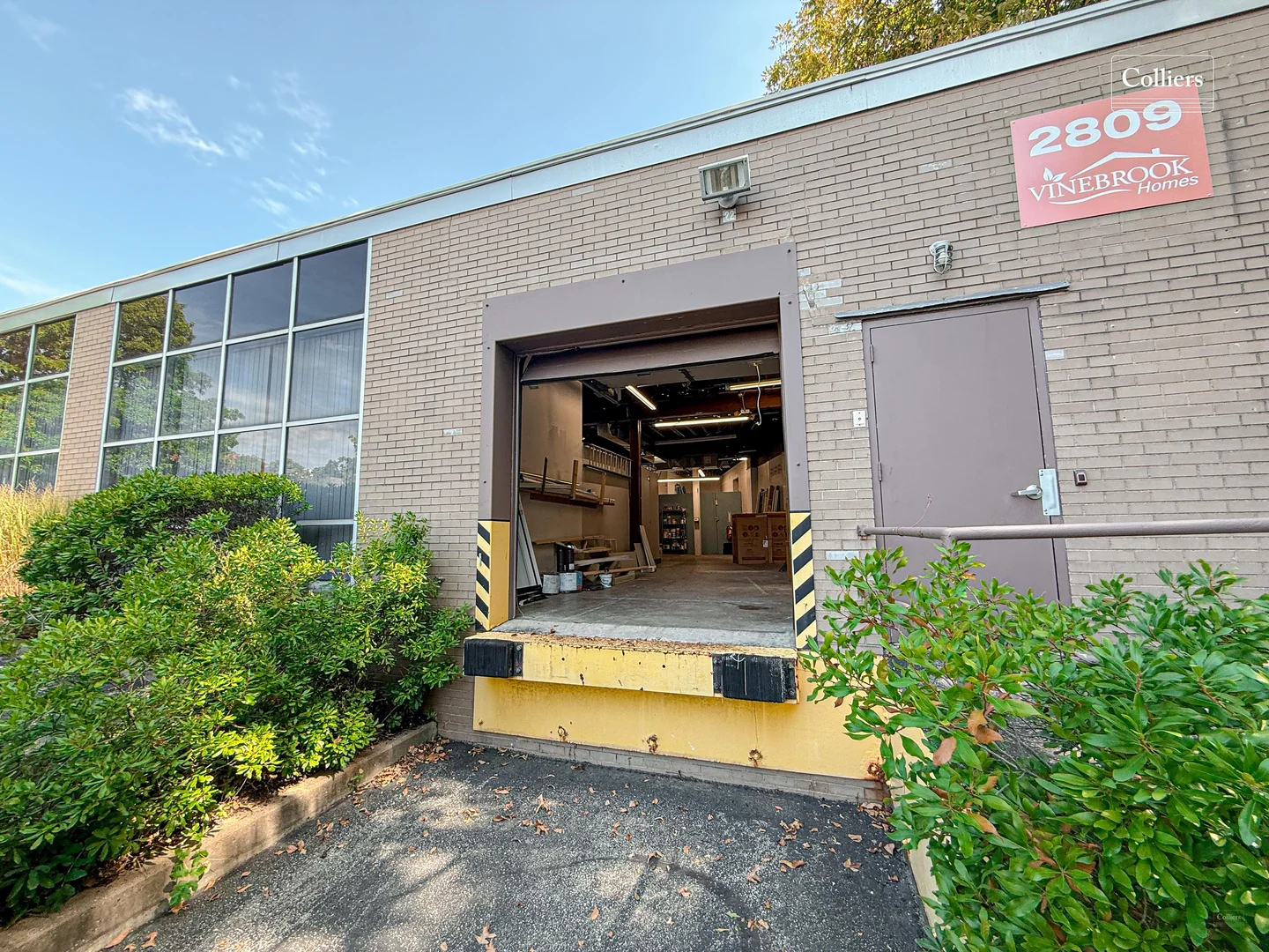 5,100 SF Flex Opportunity for Lease in Banksville… — Lease in Pittsburgh, PA, photo 2 of 8