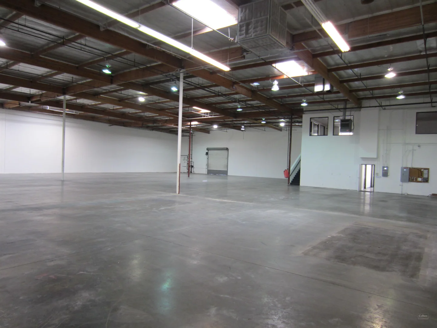 For Lease at Shadow Mountain Industrial Park: 21,947… — Lease in Sun Valley, CA, photo 3 of 8