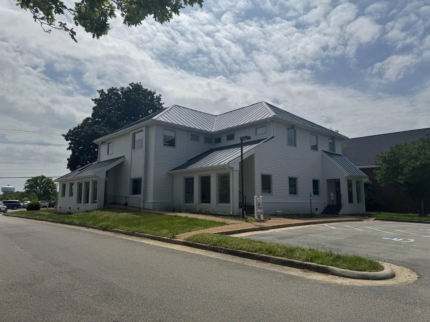 13356 Midlothian Turnpike — Lease in Midlothian, VA, photo 1 of 8