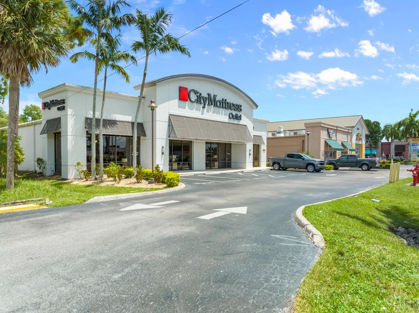 Palm Pointe Shoppes — Lease in Fort Myers, FL, photo 7 of 8