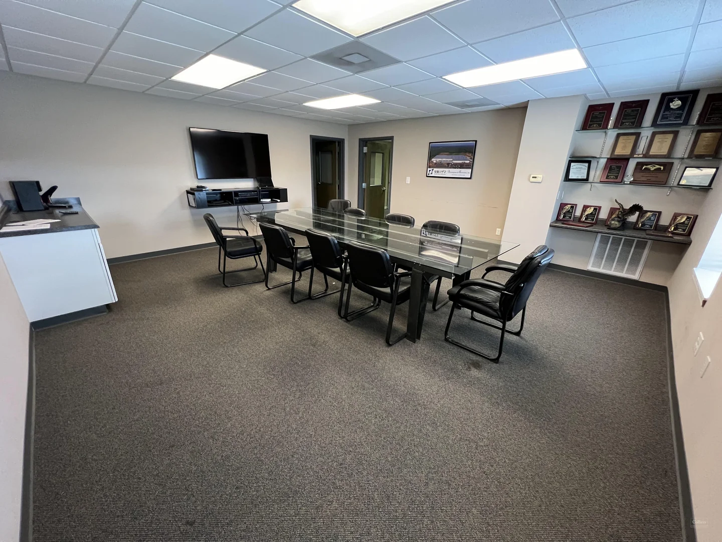 UNDER CONTRACT: Single-Tenant Office / Warehouse… — Lease in Birmingham, AL, photo 5 of 8