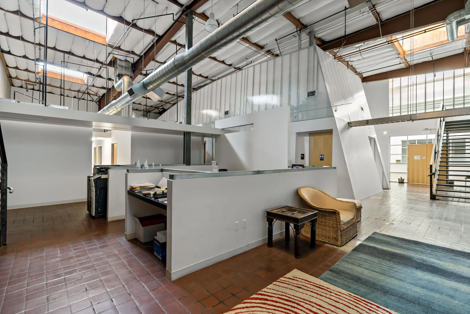For Lease - Prime Location in Burbank - 901 W Alameda… — Lease in Burbank, CA, photo 8 of 8