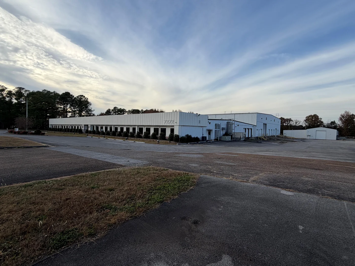 Office/Warehouse/Production Facility with I-565… — Lease in Huntsville, AL, photo 7 of 8