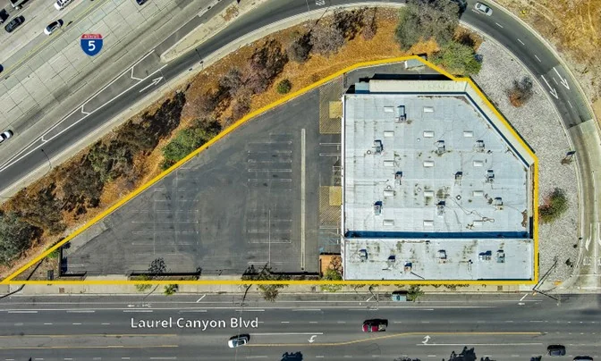 136,240 SF Van Nuys Industrial for Lease - photo 16 - 16689 Schoenborn St, CA