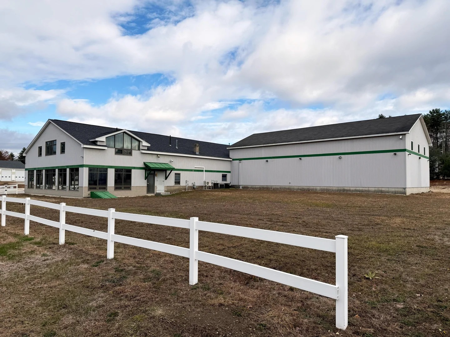 Highly Versatile Commercial Building — Lease in Pembroke, NH, photo 2 of 8