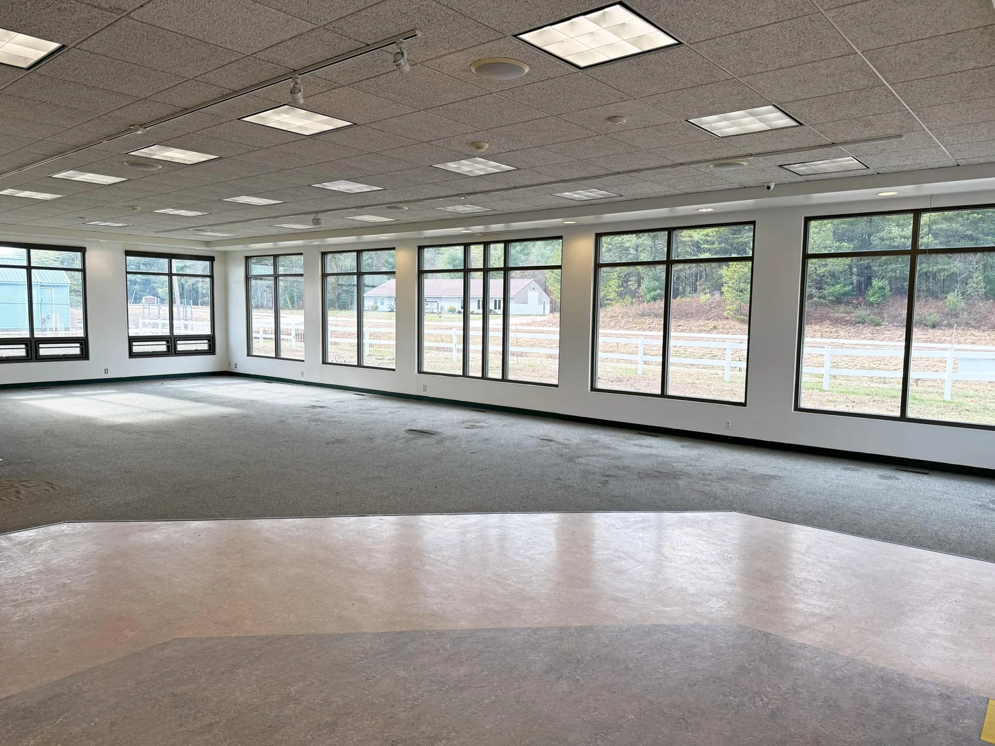 Highly Versatile Commercial Building — Lease in Pembroke, NH, photo 5 of 8