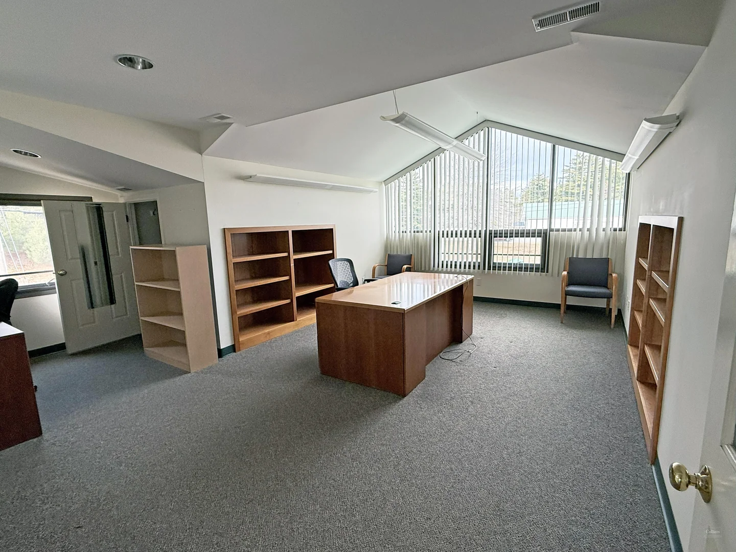 Highly Versatile Commercial Building — Lease in Pembroke, NH, photo 7 of 8