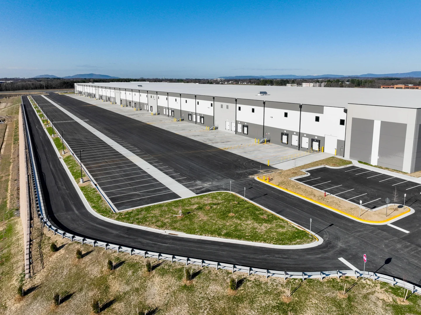 One Logistics Park (Building 2) - 635,040 SF Available — Lease in Winchester, VA, photo 2 of 8