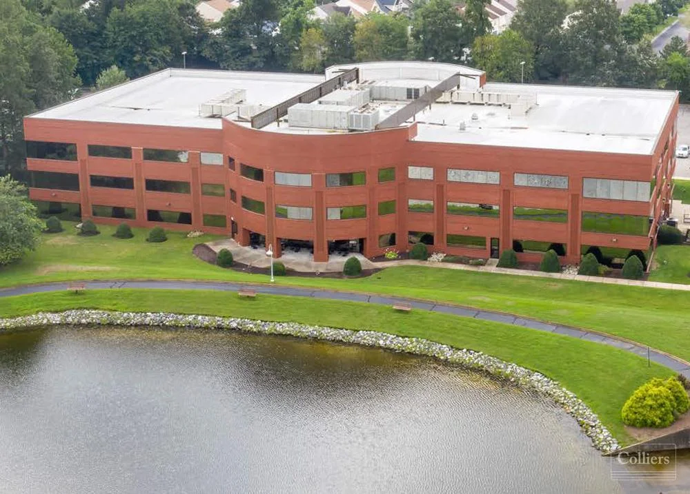 For SALE or LEASE | 600 Independence Parkway — Lease in Chesapeake, VA, photo 1 of 8