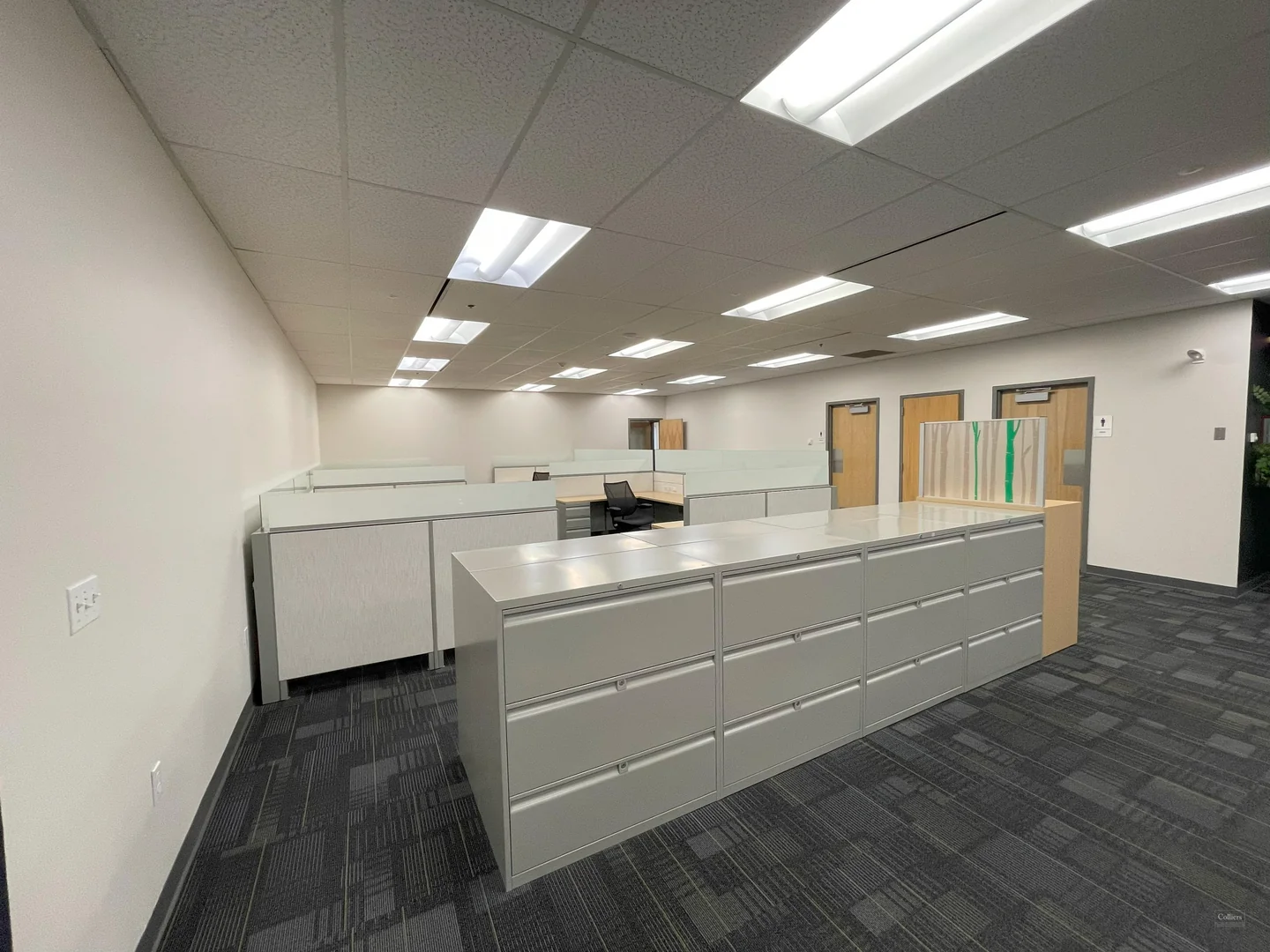 Modern Turnkey Office Suites — Lease in Bedford, NH, photo 5 of 8