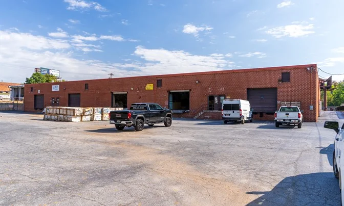 Truck Terminal: Rare 12.8 Acres IOS Opportunity — Lease in Atlanta, GA, photo 8 of 8