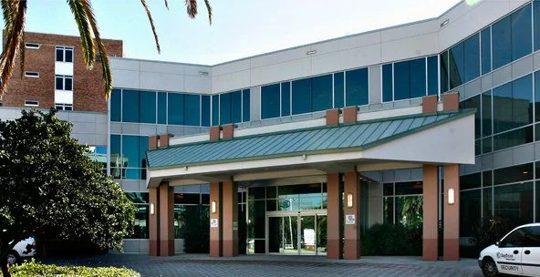 Bayfront Medical Plaza — Lease in St. Petersburg, FL, photo 2 of 2