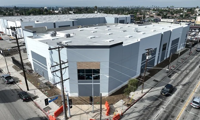 Class A Premier Warehouse Distribution Facility… — Lease in Santa Fe Springs, CA, photo 8 of 8