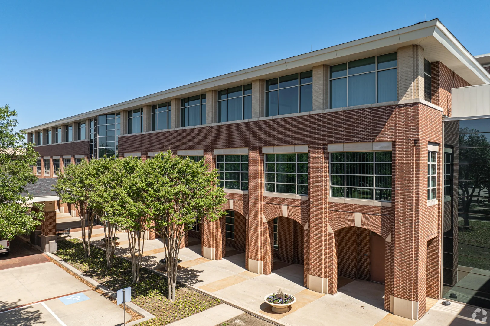 Parkside on Legacy - photo 5 - Plano, TX