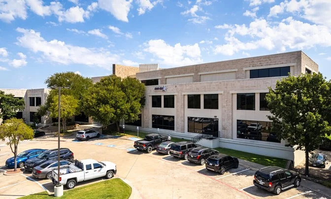 Parkside on Legacy - photo 10 - Plano, TX