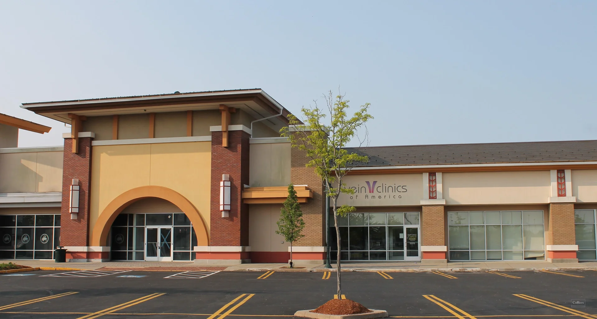 Retail Space in High-Traffic Shopping Center — Lease in North Haven, CT, photo 3 of 8