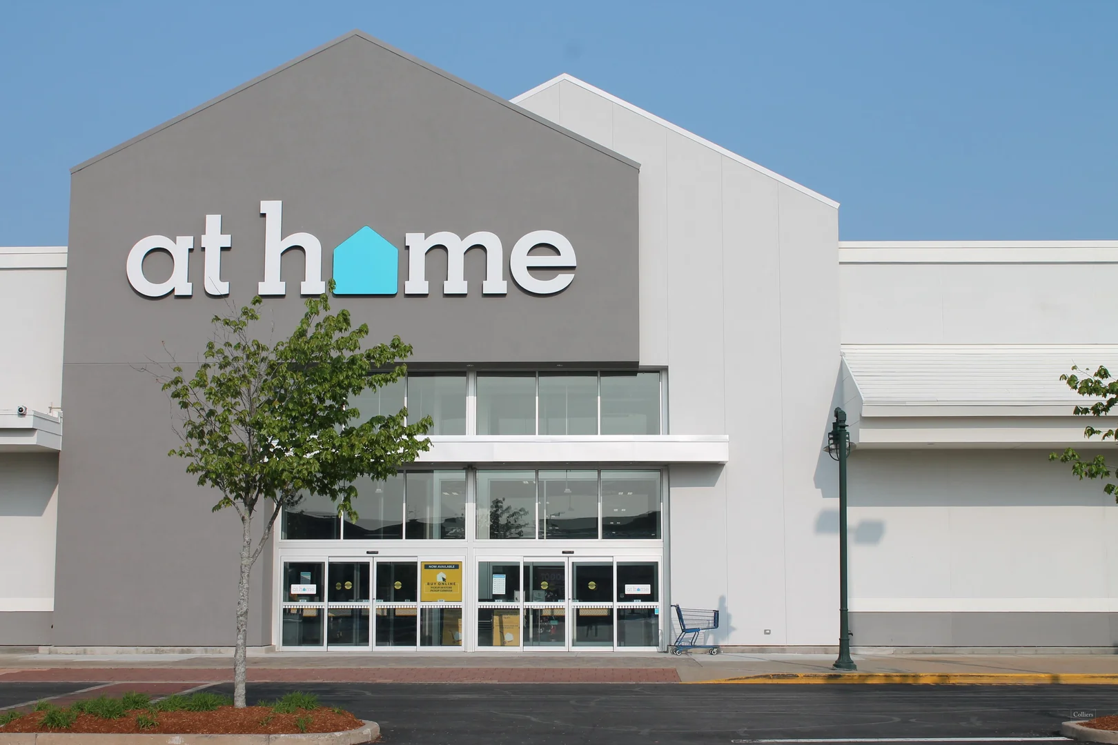 Retail Space in High-Traffic Shopping Center — Lease in North Haven, CT, photo 5 of 8