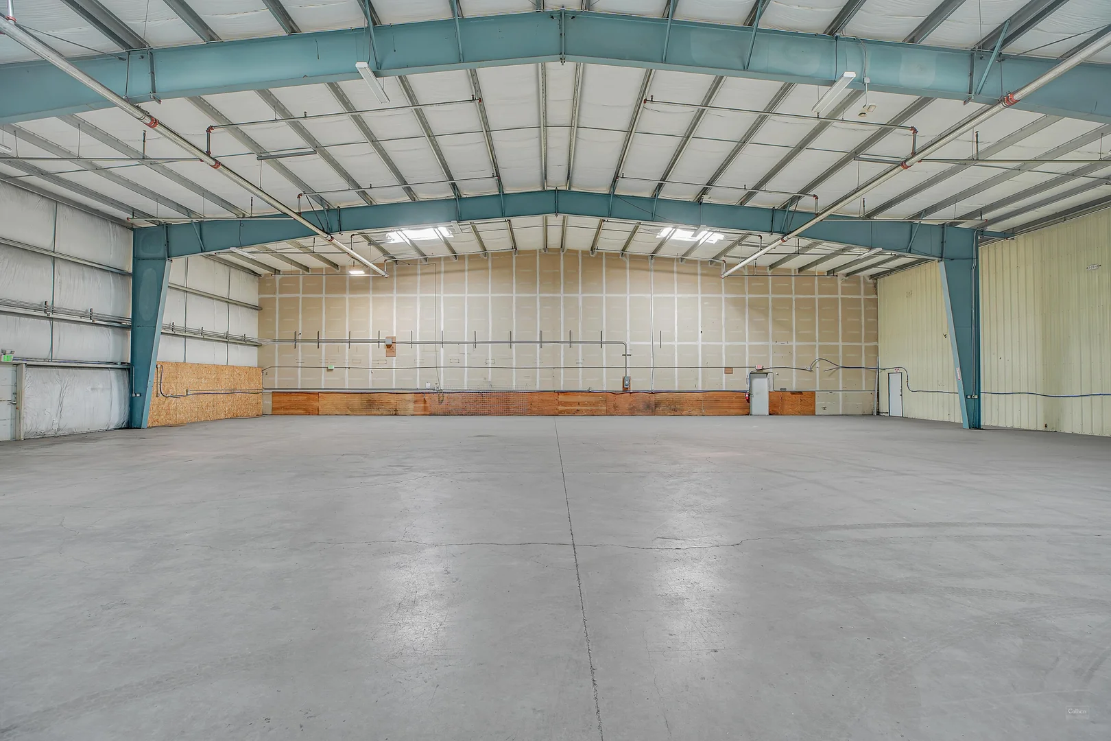 Vancouver Central Business District Lease Opportunity | ±17,065 SF