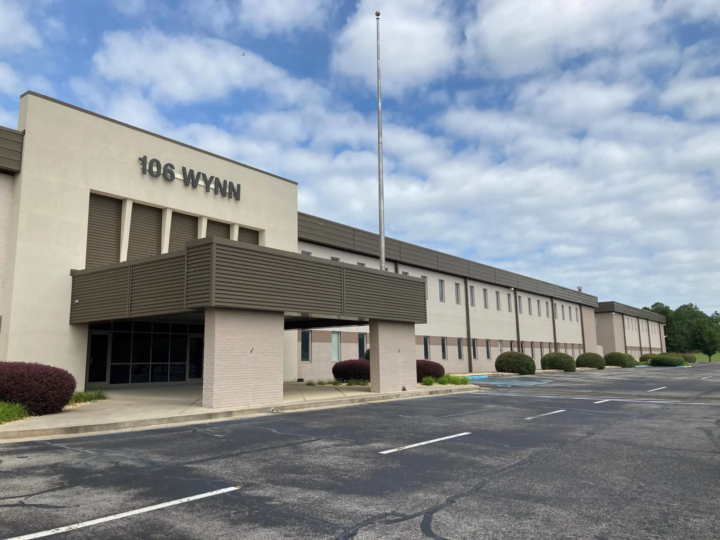 106 Wynn Available for Lease — Lease in Huntsville, AL, photo 1 of 8