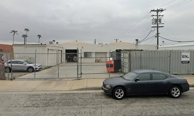 Office / Tech / Service Facility For Lease - photo 5 - Gardena, CA