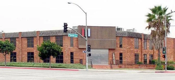 Office / Tech / Service Facility For Lease - photo 6 - Gardena, CA