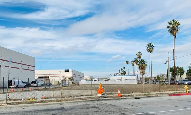 Office / Tech / Service Facility For Lease - photo 7 - Gardena, CA