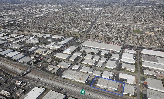 Office / Tech / Service Facility For Lease - photo 9 - Gardena, CA