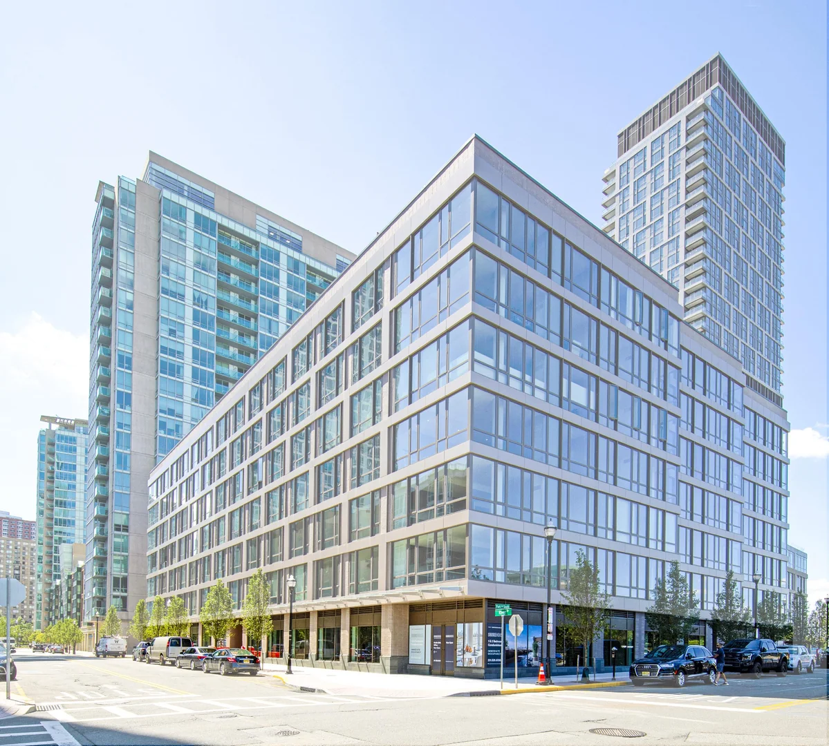 2 Shore Lane — Lease in Jersey City, NJ, photo 1 of 8