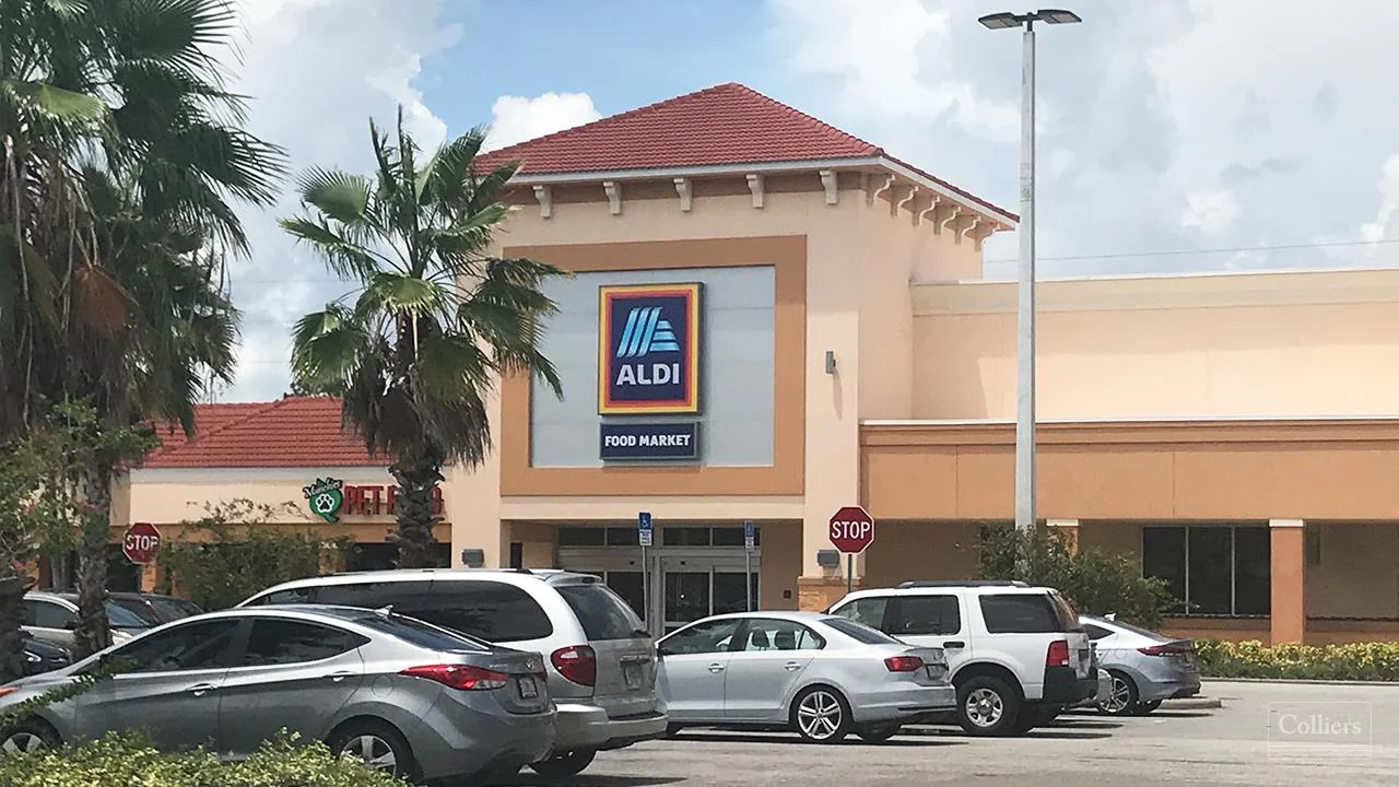 Forest Lakes Plaza - photo 2 - Oldsmar, FL