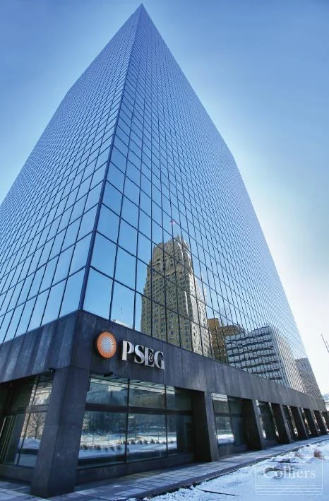 Newark Sublease Opportunity — Lease in Newark, NJ, photo 1 of 8