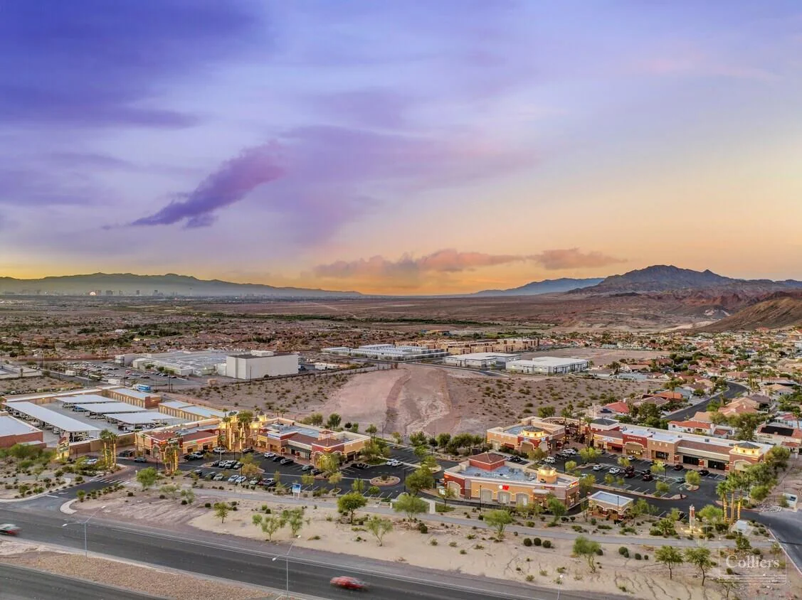 Monument at Calico Ridge — Lease in Henderson, NV, photo 2 of 7