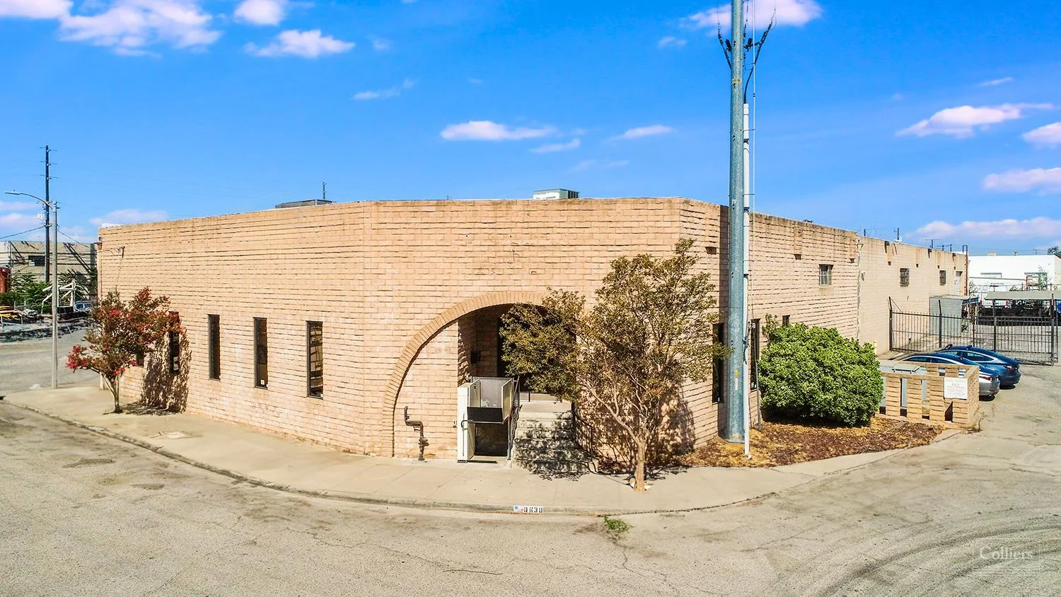 For Lease in Sun Valley: 15,405 SF Free-Standing… — Lease in Sun Valley, CA, photo 2 of 8