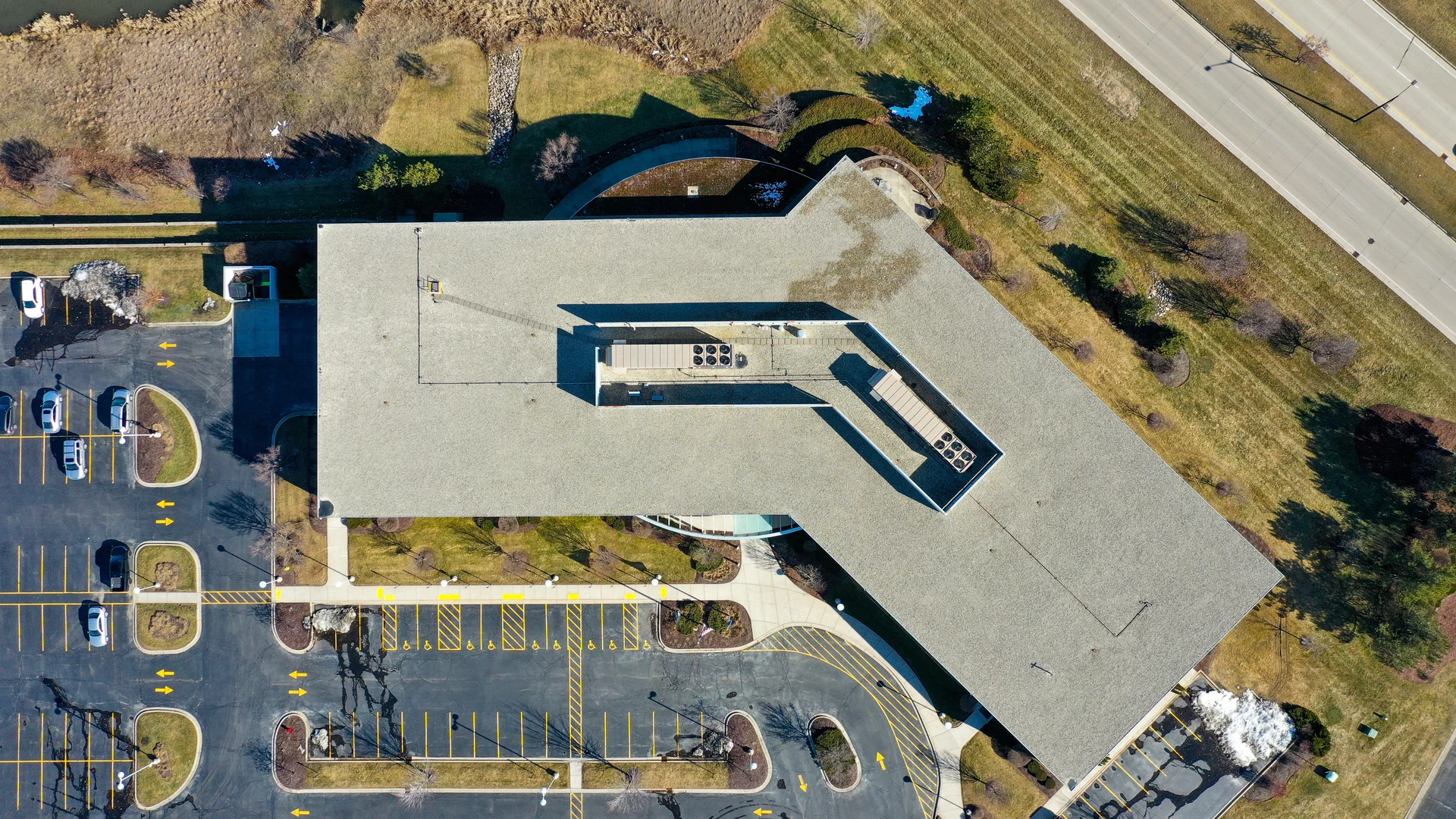 Class A Office Headquarters for Sale or Lease — Lease in Menomonee Falls, WI, photo 4 of 7