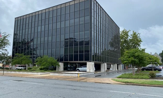 For Sale/Lease: Newly Renovated Flex Office/ Warehouse — Lease in Little Rock, AR, photo 6 of 8