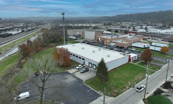 2889 E Crescentville Rd - photo 2 - Cincinnati, OH