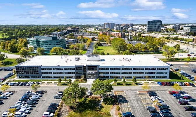 Meadows Office Center I — Lease in Addison, IL, photo 4 of 7