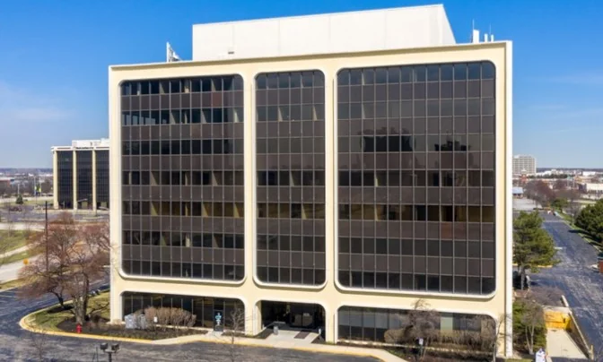 Meadows Office Center I — Lease in Addison, IL, photo 5 of 7