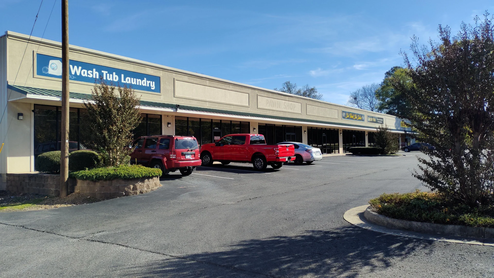 For Lease: 5737 Central Ave — Lease in Hot Springs, AR, photo 1 of 8