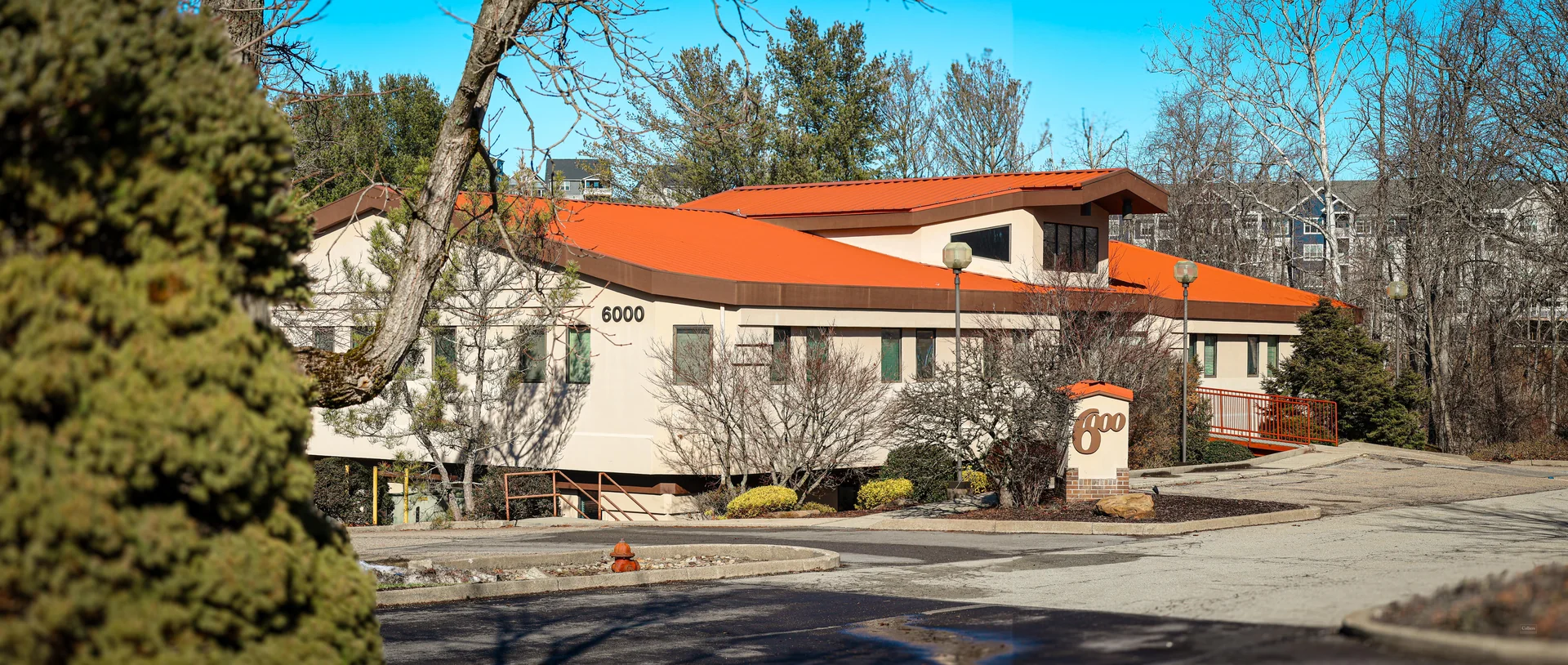 Quiet & Scenic Lakeside Office Space: Waterdam Plaza… — Lease in Canonsburg, PA, photo 1 of 8