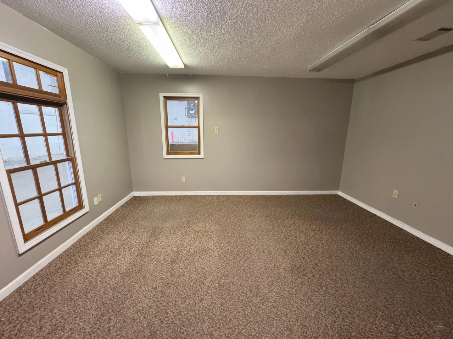 ±3,200 SF Warehouse Building with Office Space — Lease in Savannah, GA, photo 5 of 8