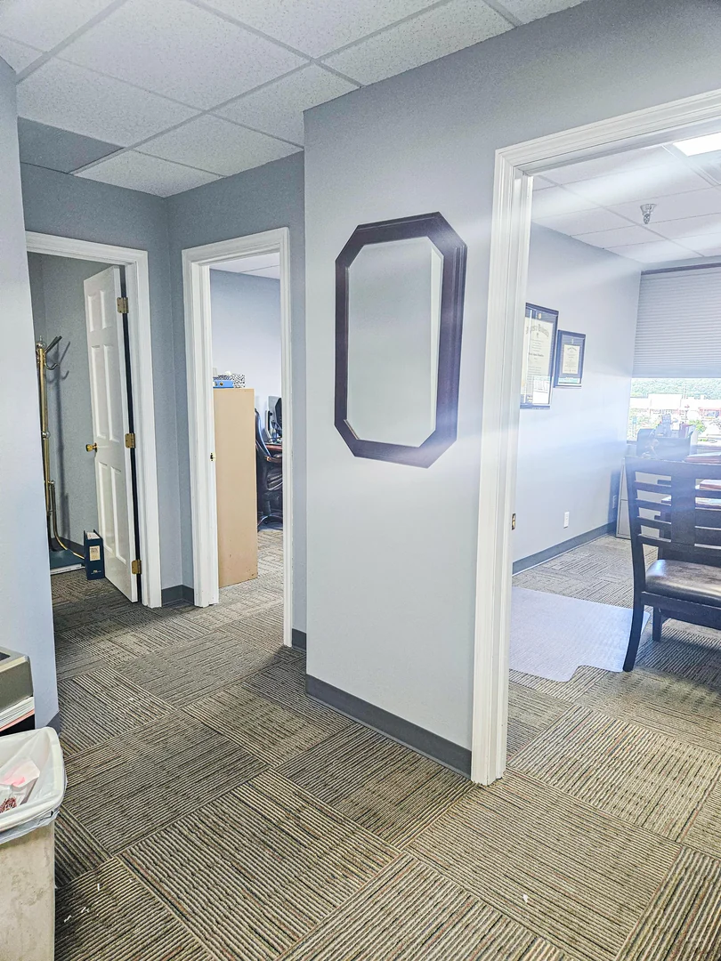 Boutique office availability in the heart of Cranberry Township's retail corridor! - photo 3 - Cranberry Twp, PA