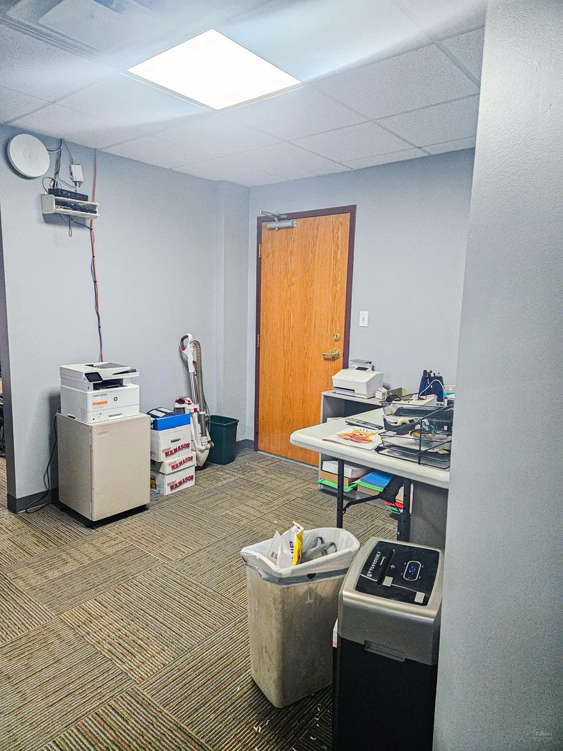 Boutique office availability in the heart of Cranberry Township's retail corridor! - photo 5 - Cranberry Twp, PA