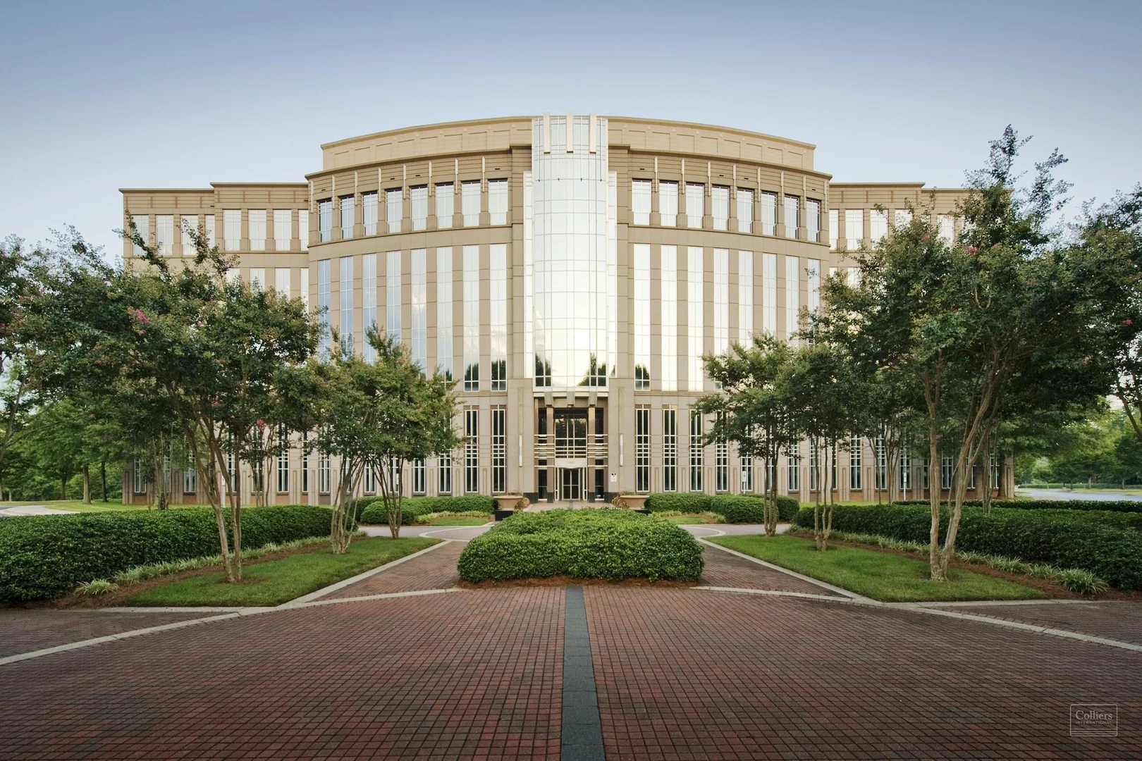 THREE COLISEUM CENTRE