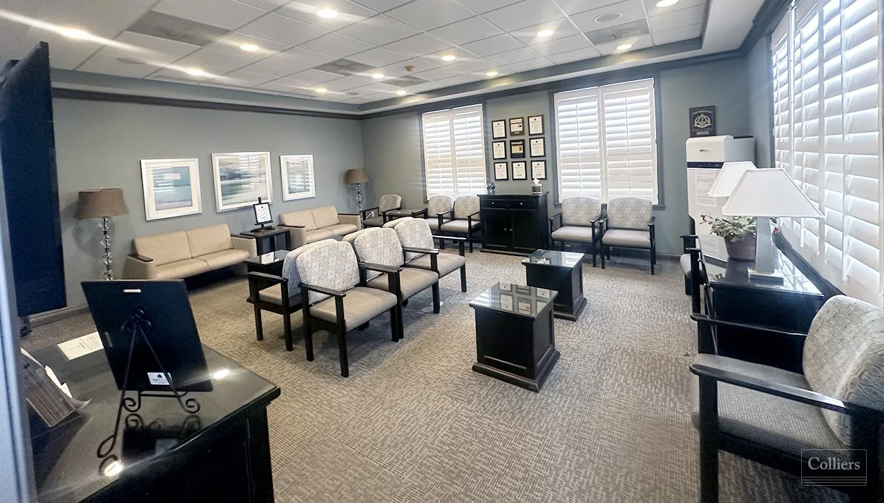 Class A medical/dental space available in Fishers — Lease in Fishers, IN, photo 2 of 5