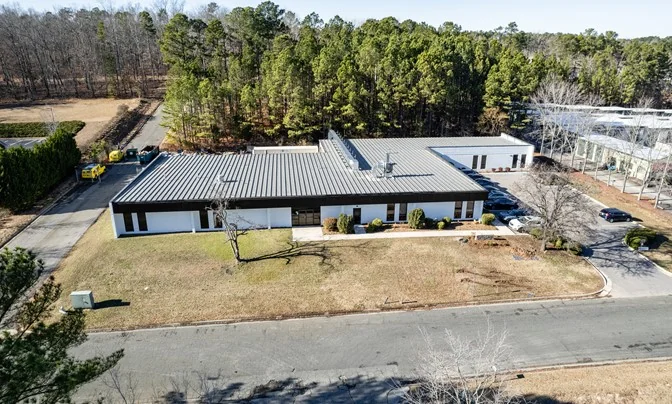 ±52,000 - 156,000 SF Warehouse Space Available — Lease in Durham, NC, photo 7 of 8