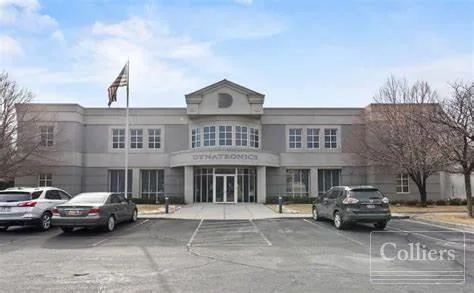 Park Centre — Lease in Cottonwood Heights, UT, photo 1 of 8