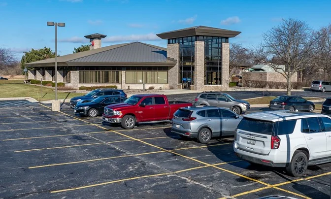 Retail/Office Space Available - photo 14 - Waukesha, WI