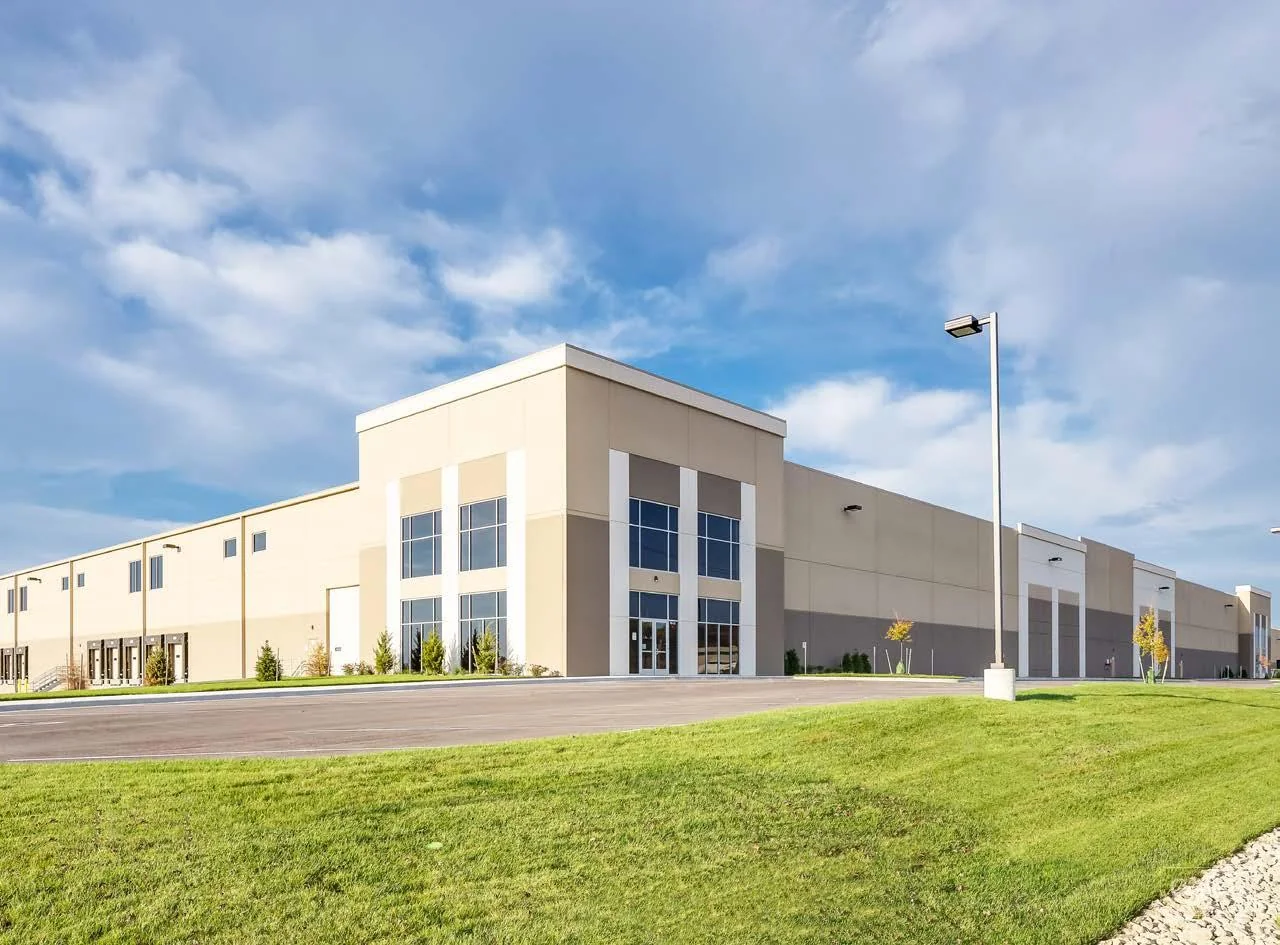 Phenix Commerce Center — Lease in Hampton, VA, photo 2 of 8